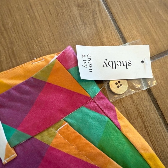 NWT crown & ivy Colorful Plaid Women's Shorts - Picture 3 of 6